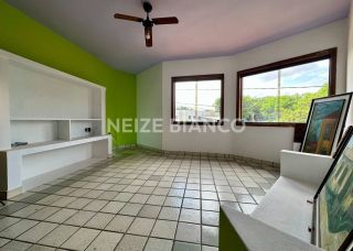 Sobrado Para Alugar com 6 suítes no bairro Jd. Paulistano em Sorocaba