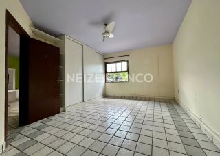 Sobrado Para Alugar com 6 suítes no bairro Jd. Paulistano em Sorocaba