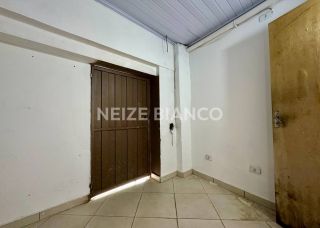 Sobrado Para Alugar com 6 suítes no bairro Jd. Paulistano em Sorocaba