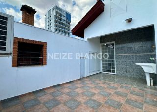 Prédio / Edifício Inteiro Comercial Para Alugar no bairro Jd. Pagliato em Sorocaba