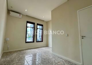 Prédio / Edifício Inteiro Comercial Para Alugar no bairro Jd. Pagliato em Sorocaba