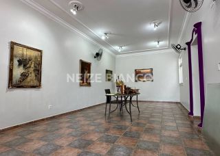 Prédio / Edifício Inteiro Comercial Para Alugar no bairro Jd. Pagliato em Sorocaba