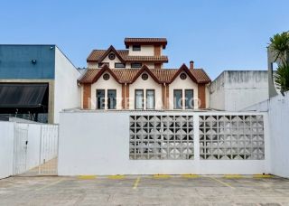 Prédio / Edifício Inteiro Comercial Para Alugar no bairro Jd. Pagliato em Sorocaba