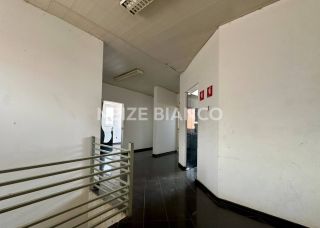 Prédio / Edifício Inteiro Comercial Para Alugar na Av. Itavuvu em Sorocaba