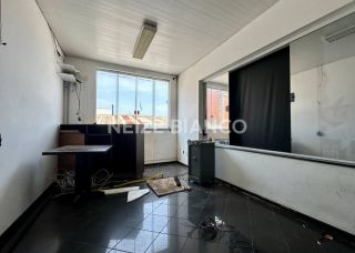 Prédio / Edifício Inteiro Comercial Para Alugar na Av. Itavuvu em Sorocaba