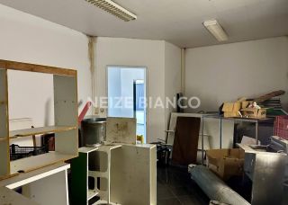 Prédio / Edifício Inteiro Comercial Para Alugar na Av. Itavuvu em Sorocaba