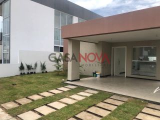 Casa Térrea de Condomínio em Barra Dos Coqueiros com acesso ao mar