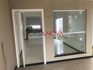 Casa Térrea de Condomínio em Barra Dos Coqueiros com acesso ao mar