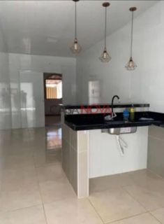 Casa em boa localização na Farolândia com 3/4, sendo 1 suíte