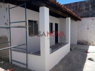 Oportunidade: Casa de esquina em boa localização na Barra dos Coqueiros