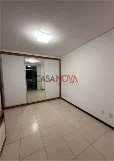 Excelente Casa em Condomínio Fechado na Avenida Melício Machado com 3 suítes