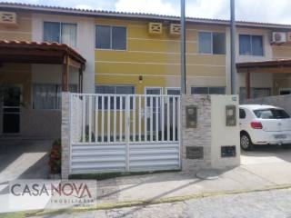Casa em Condomínio Fechado em São Cristovão com 2/4, sendo 1 suíte