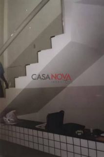 Prédio Comercial com 2 pavimentos na Avenida Hermes Fontes