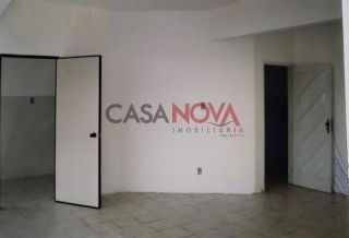 Prédio Comercial com 2 pavimentos na Avenida Hermes Fontes