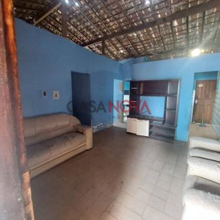 Oportunidade: Casa em boa localização na Farolândia com 3/4