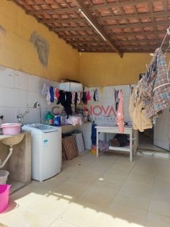 Casa em boa localização na Jabutiana com 3/4