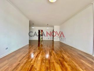 Vendo ou Troca Apartamento em ótima localização com 156 m² em Santos-São Paulo