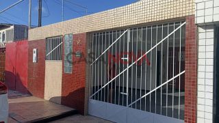 Casa em boa localização atrás do Detran, com 4/4, sendo 2 suítes