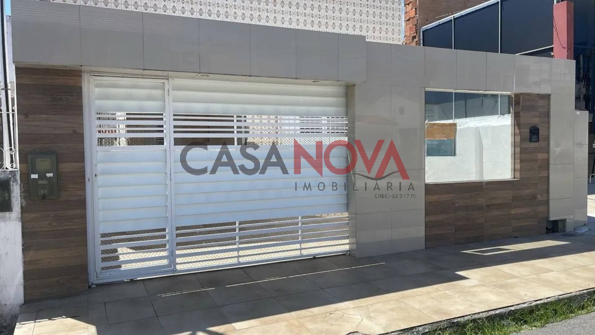Casa em boa localização no São José com 3/4