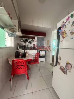 Casa em boa localização na Aruana com 2/4, sendo 1 suíte