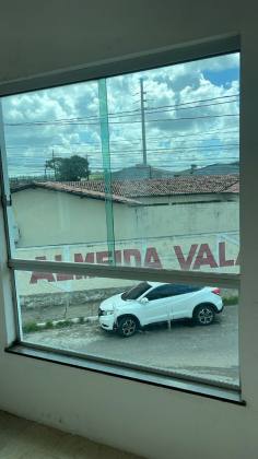 Casa em ótima localização em Itaporanga