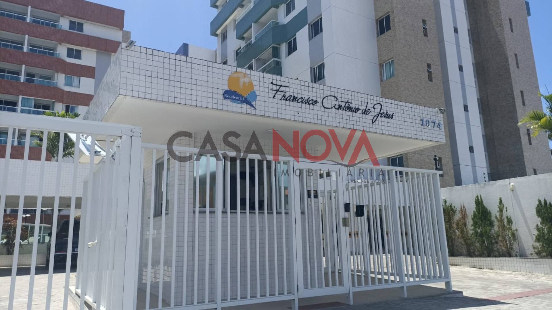 APARTAMENTO NA COROA DO MEIO COM 3/4 SENDO 1 SUÍTE