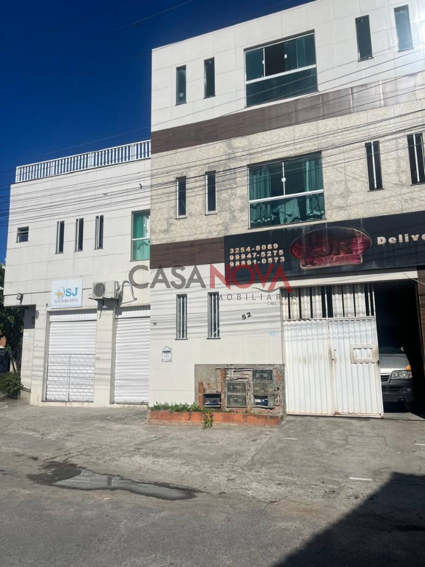 Prédio Comercial e Residencial no Marcos Freire II