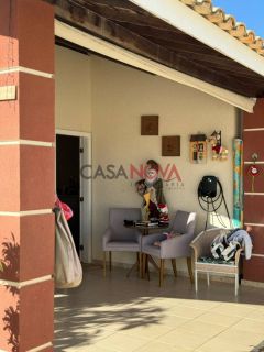 Casa em condomínio fechado na Aruana,com 3/4, sendo 1 suíte