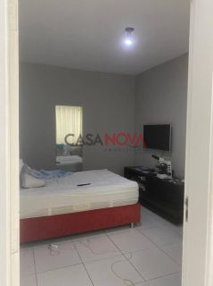 CASA NO JK COM 4/4 SENDO 1 SUÍE COM CLOSET