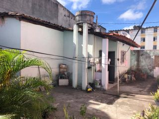 Casa no Conj. Costa e Silva