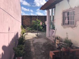 Casa no Conj. Costa e Silva