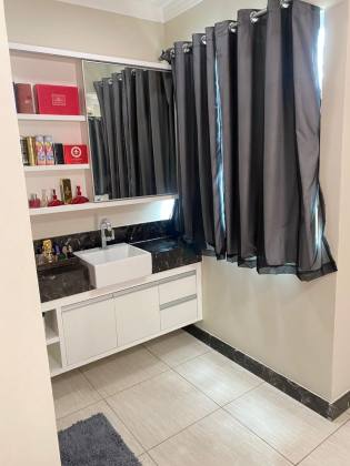 Casa com piscina na Colônia 13 em Lagarto