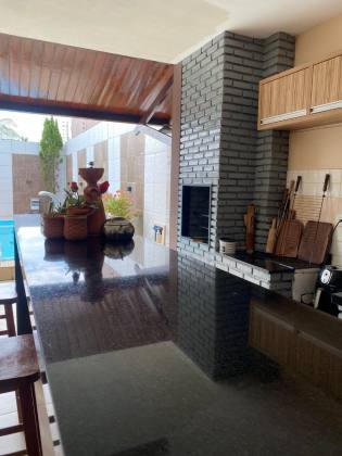 Casa com piscina na Colônia 13 em Lagarto