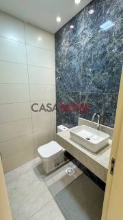 Casa em boa localização na Atalaia com 5/4, sendo 3 suítes