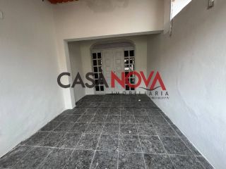 Excelente oportunidade ׀ Casa com duas moradias – ideal para morar ou investir!