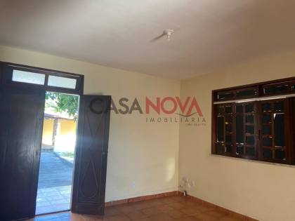 Oportunidade! Casa 3/4 com piscina na Coroa do Meio