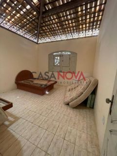 Casa em boa localização na Praia da Caueira com 4/4, sendo 1 suíte