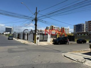 TERRENO NA COROA DO MEIO DE ESQUINA 15x34,5