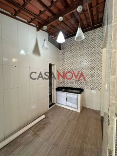 Casa Duplex de Esquina com 3 pontos comerciais embaixo no Bairro Aeroporto