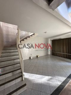 Casa Duplex de Esquina com 3 pontos comerciais embaixo no Bairro Aeroporto