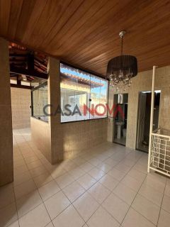 Casa Duplex de Esquina com 3 pontos comerciais embaixo no Bairro Aeroporto