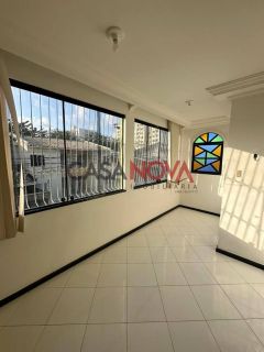 Casa Duplex de Esquina com 3 pontos comerciais embaixo no Bairro Aeroporto