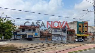 Vendo ou Troca Casa na Avenida no Conjunto Bugio com 2 pontos comerciais embaixo.