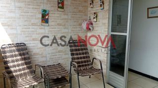 Vendo ou Troca Casa na Avenida no Conjunto Bugio com 2 pontos comerciais embaixo.