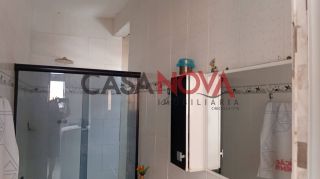 Vendo ou Troca Casa na Avenida no Conjunto Bugio com 2 pontos comerciais embaixo.