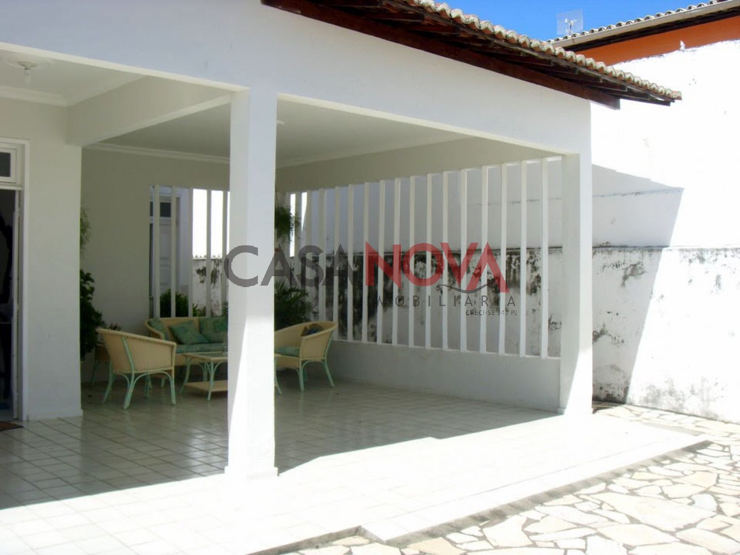 Casa em boa localização na Atalaia com 3/4, sendo 1 suíte