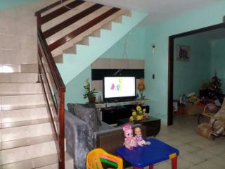 Casa Duplex na Coroa do Meio com 4/4, sendo 1 semi-suíte