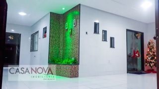 Casa toda reformada com 2/4 no Albano Franco
