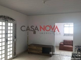 Casa de 3 Pavimentos na Caueira com 7/4