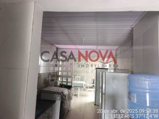 Casa de 3 Pavimentos na Caueira com 7/4